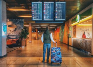 Tips for Quick Recovery After a Long Flight Airport
