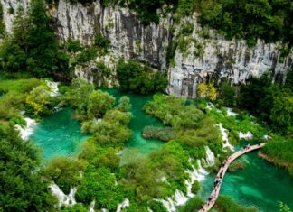 The Biggest Hotspots in Croatia to Check Out Plitvice Lakes, Croatia