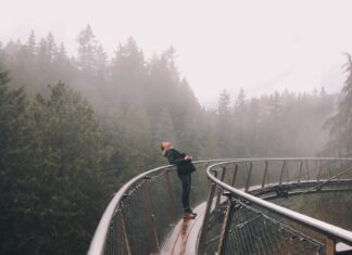 Vancouver’s Suspension Bridges Are Heaven on Earth for Thrill Seekers Capilano Suspension Bridge, West Vancouver, Canada