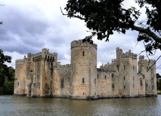 Royal Venues to Visit in the UK Once You’ve Seen Buckingham Palace Bodiam, Robertsbridge, UK