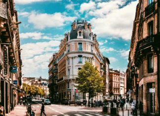 3 Cities in France You Must See Toulouse, France