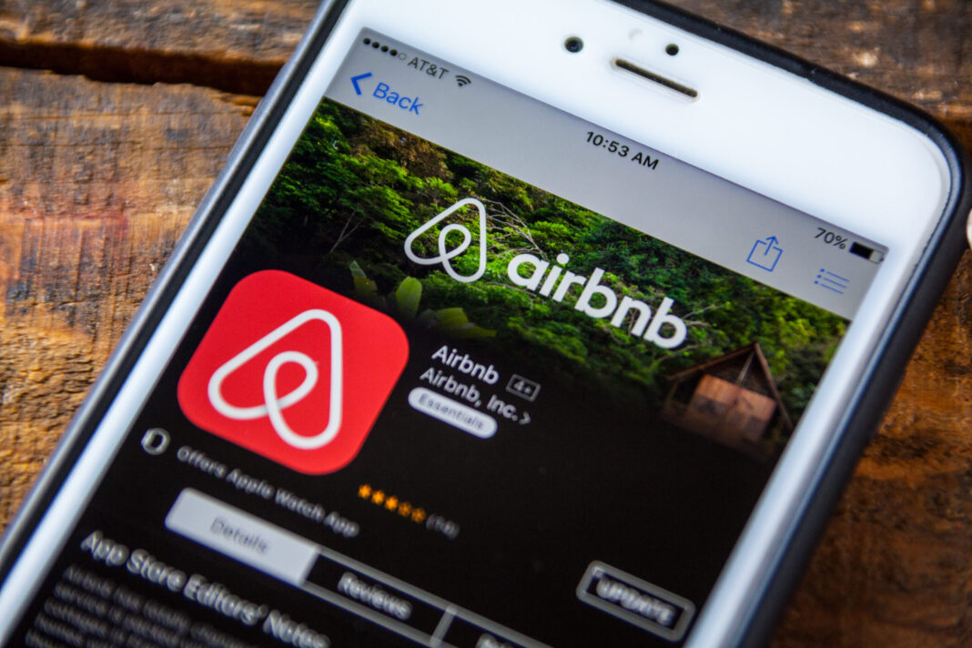 Airbnb iPhone App