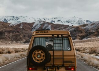 Essential Car Accessories You Need To Pack For Your Next Road Trip road trip