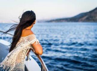 3 Ways You Can Reduce Travel Sickness This Summer Boat trip