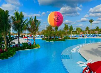 Best Resorts The Bahamas Has to Offer CocoCay Pool and Air Balloon