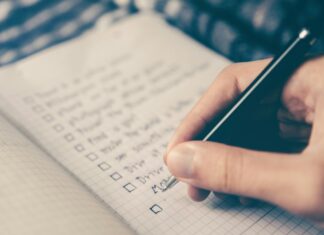 3 Reasons Why You Should Always Write Down Your Packing List packing list