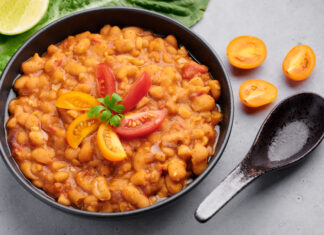 Must-Try Foods on Your Trip to Egypt Ful Medames