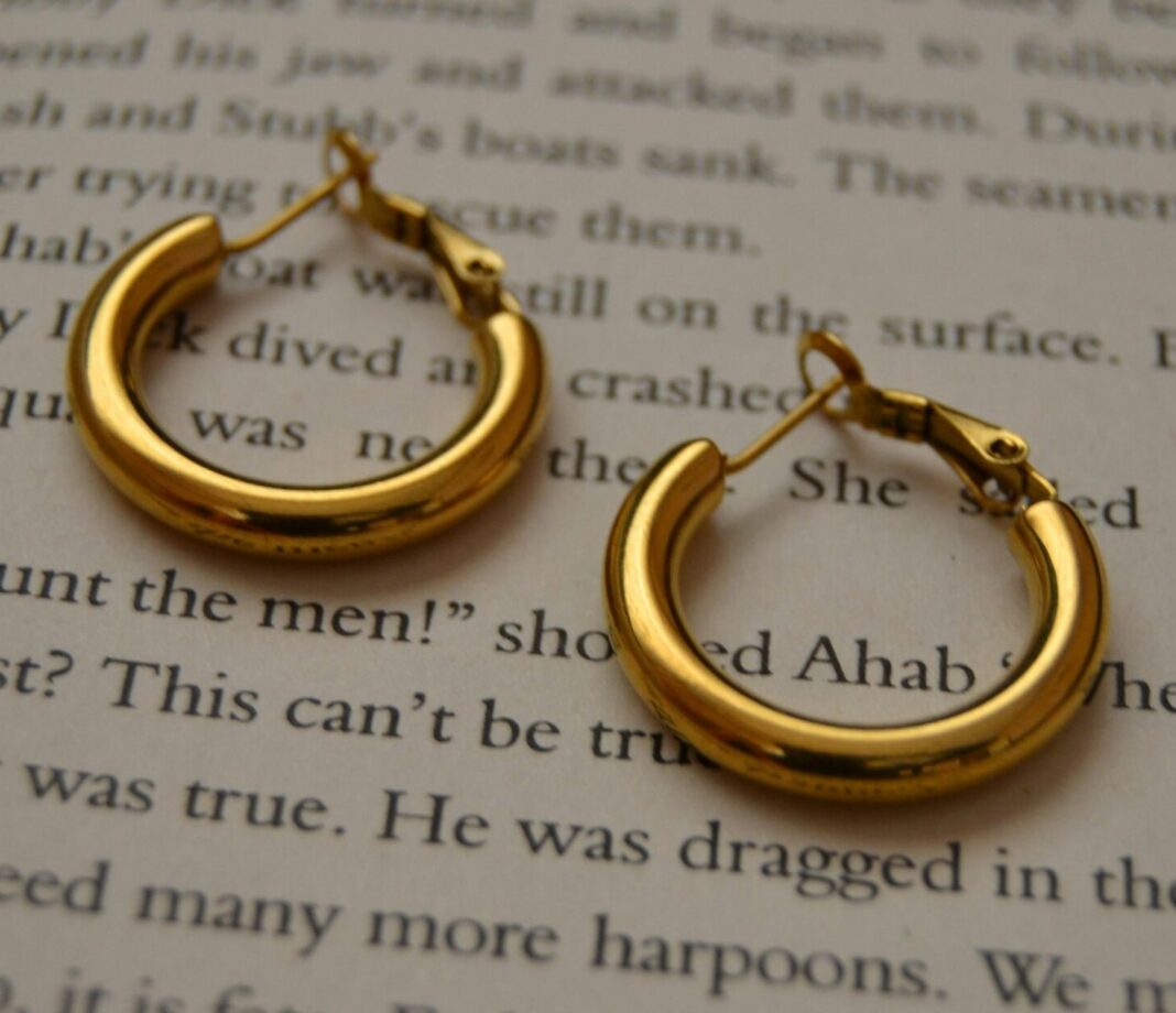 gold hoops