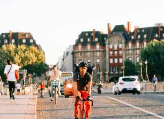 How to Plan a Cycling Trip Through the Vineyards of Burgundy, France Cycling in Paris, France