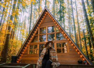 3 Items You Need to Pack for Your Fall Vacation Skykomish, WA, USA