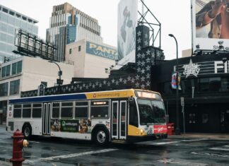Traveling the US with a Bus Can Be a Great Experience if You Follow These Tips First Avenue, North 1st Avenue, Minneapolis, MN, USA