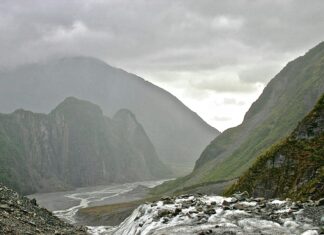 3 Stunning Glaciers That Will Make You Fall in Love with New Zealand Fox Glacier, New Zealand
