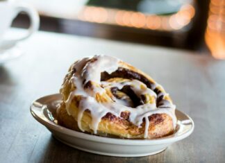 Top 3 Dishes Tourists Need to Try While in Copenhagen, Denmark Danish pastry
