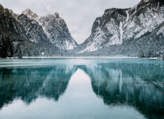 “Peak Travel” Named the Top Travel Trend of 2025 by Pinterest Toblacher See, Italy.